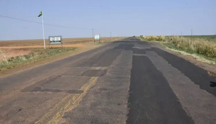Imagem de compartilhamento para o artigo Construtora que vai restaurar quase 18 quilômetros de rodovia em Costa Rica é definida da MS Todo dia